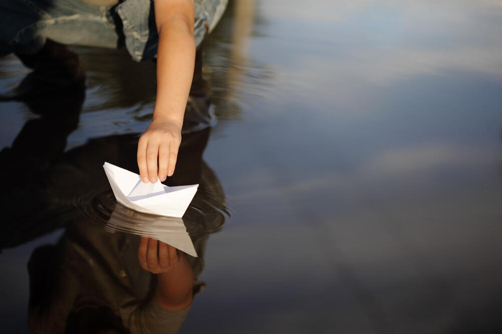 papirni brod, Foto: Shutterstock.com