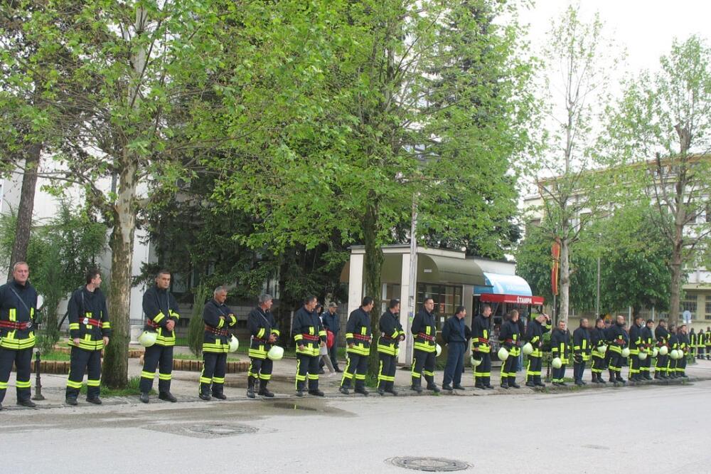 Nikšićki vatrogasci, Foto: Arhiva Vijesti