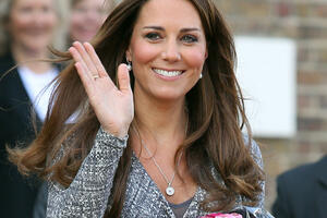 Kejt Midlton pokazala trudnički stomak