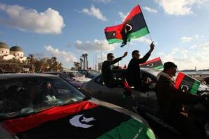 Bengazi, proslava godišnjice revolucije i nezadovoljstvo