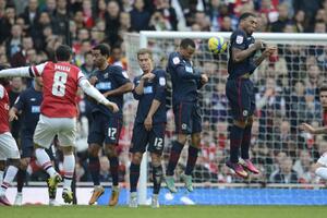 Blekburn eliminisao Arsenal iz FA kupa, Oldam odolio Evertonu