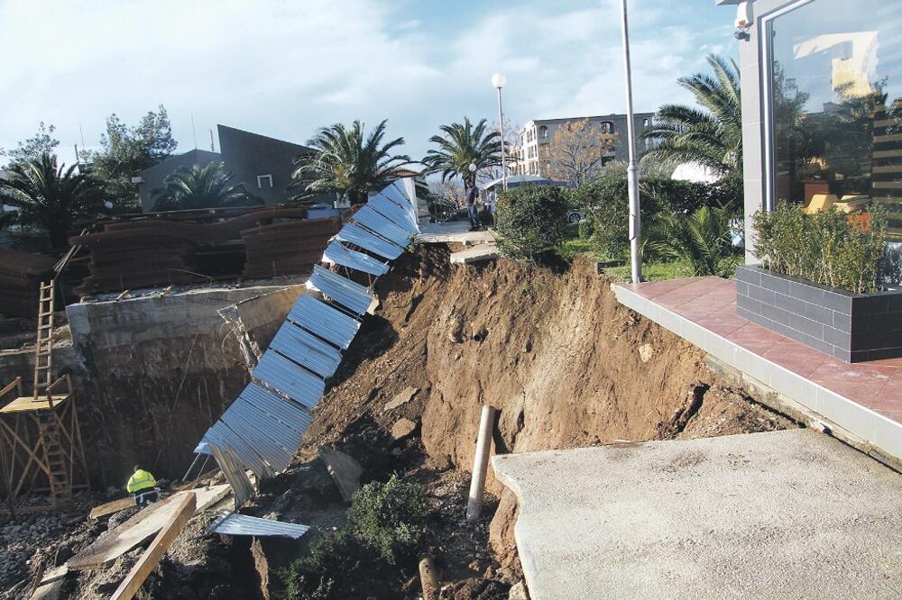 klizište, Petrovac, Foto: Vuk Lajović
