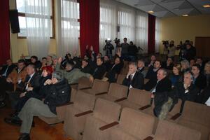 Rok za predaju odborničkih lista u Nikšiću ističe u ponoć