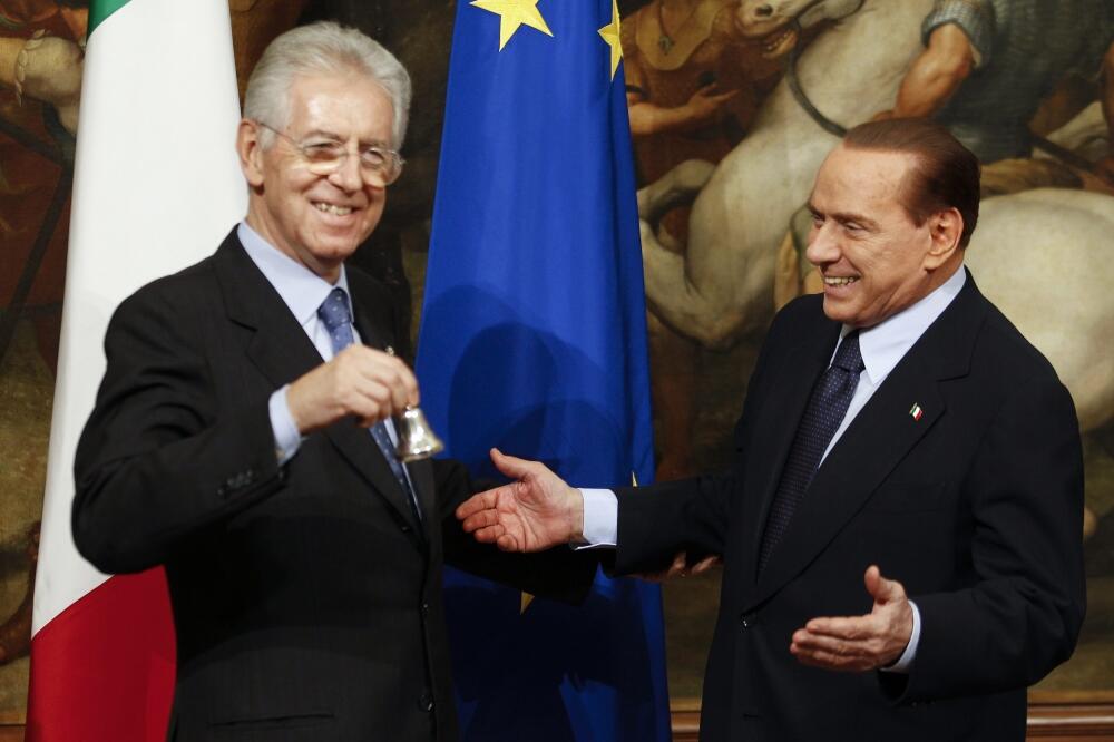 Mario Monti Silvio Berluskoni, Foto: Rojters