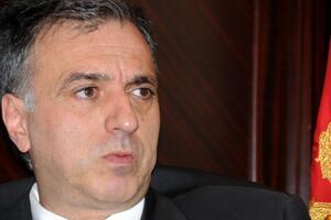 Radunović: SDP da podnese žalbu Ustavnom sudu zbog Vujanovića