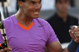 Nadal u polufinalu Vinja del Mara