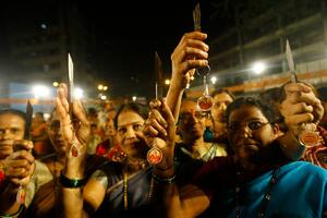 Demonstracije u Indiji zbog poslanika optuženog za silovanje