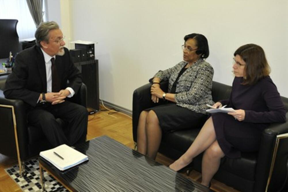 Nebojša Kaluđerović, Su Kej Braun, Suzan Fric, Foto: Gov.me