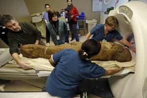 Jedna od najstarijih egipatskih mumija pod skenerom