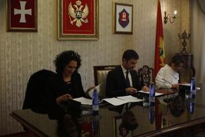 Pet dječjih predstava na Cetinju - "Prijestonica najmlađima"