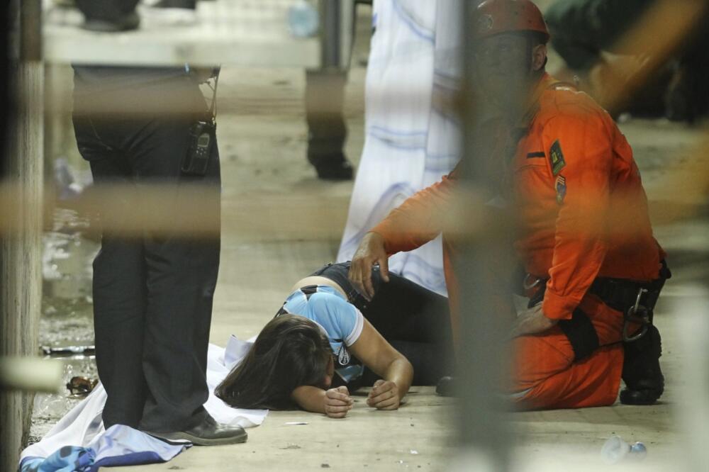 Navijačica Gremija, Porto Alegre, Foto: Reuters