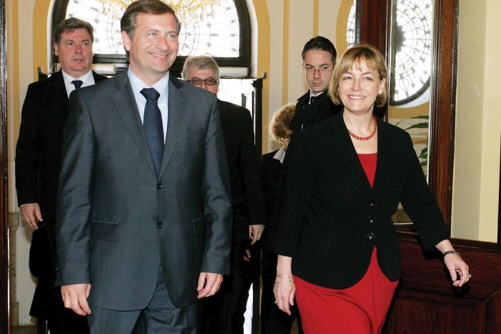 Karl Erjavec, Vesna Pusić, Foto: Sloveniatimes.com