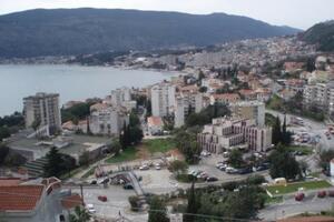 Herceg Novi: Vezali gazdaricu, pa joj ukrali novac i nakit