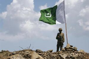 Pakistan: Najmanje 14 vojnika poginulo nadomak granice s...