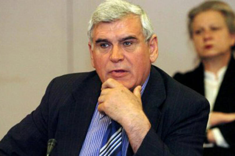 Azem Vlasi, Foto: Ekonomia-ks.com