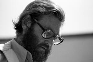 Jezikom protiv jezika u Kortasarovom romanu "Školice"