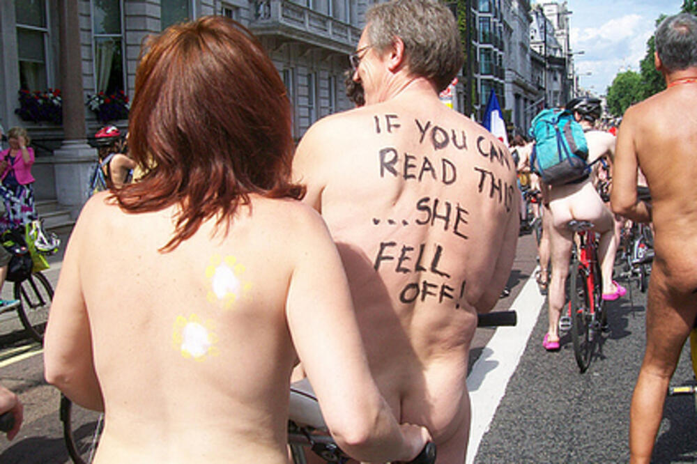 Svjetski dan golih biciklista, Foto: Buzzfeed.com