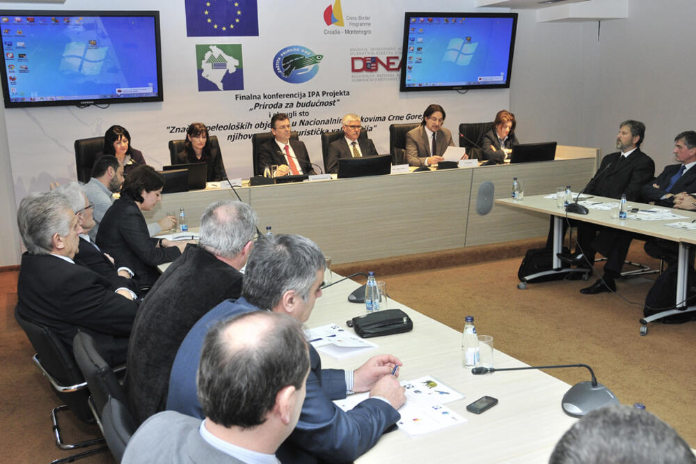 Nacionalni parkovi, okrugli sto, Foto: NPCG