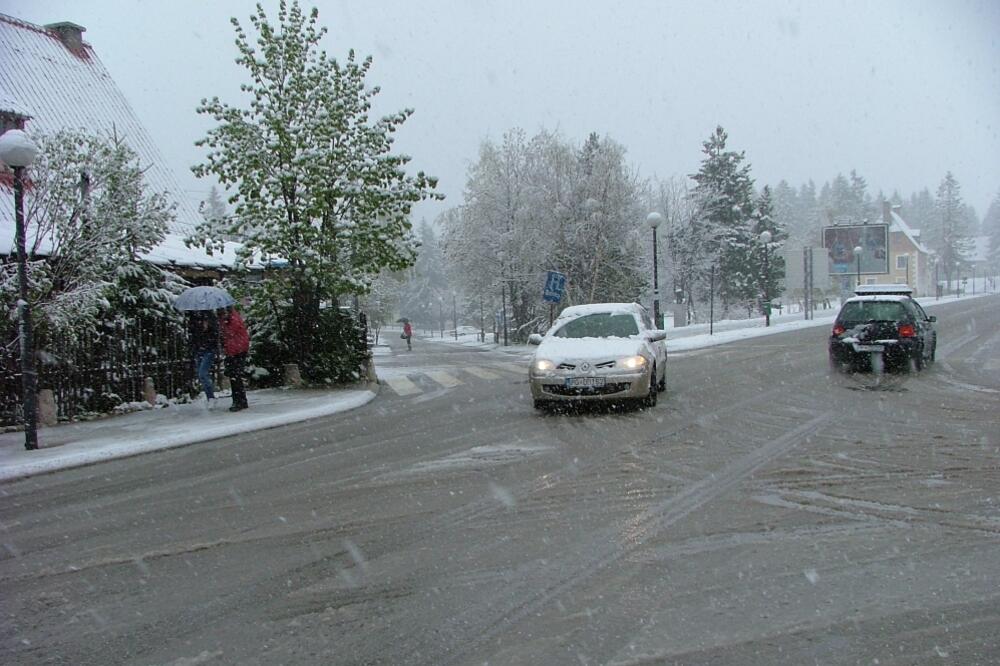 Žabljak, snijeg, maj, Foto: Obrad Pješivac