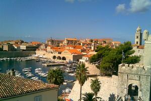 Dubrovnik: Građani u borbi protiv apartmanizacije Srđa