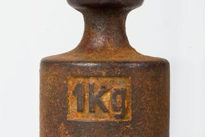 Kilogram otežao nekoliko desetina miligrama