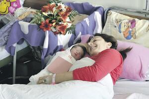 U Pljevljima tek 6. januara rođena prva beba u 2013.