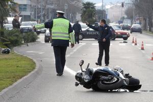 Motociklista povrijeđen u udesu