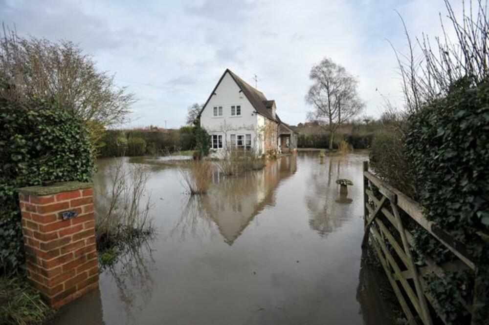 Velika Britanija poplava, Foto: Beta/AP