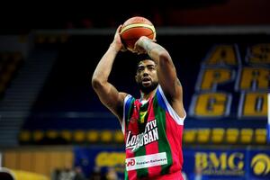 Mejsi pojačao Brose baskets