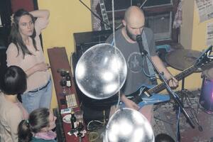 Svirka Naguala i Gomile nesklada: U žestokom ritmu