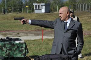 Pištolji iz Crne Gore za policajce u Paragvaju