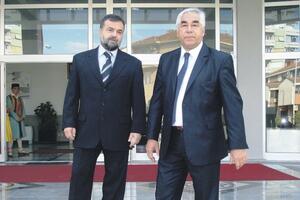 Politika se isplati: Čelnici Tivta potvrđuju pravilo