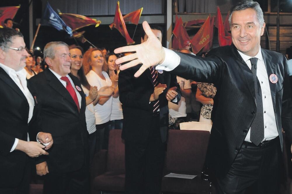 Branislav Mićunović, Milo Đukanović, Foto: Luka Zeković