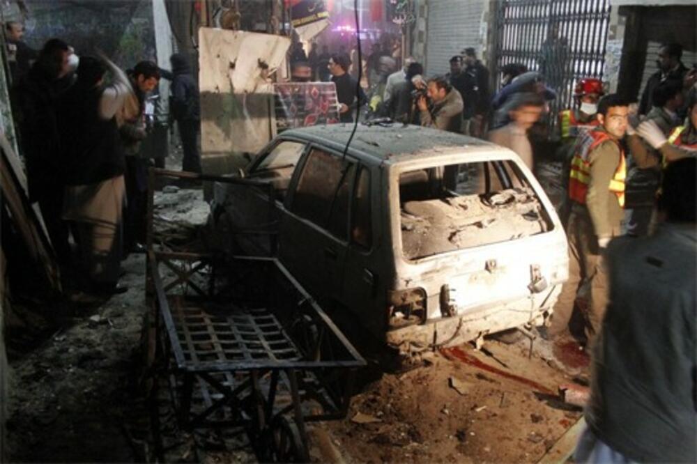Pešavar, Pakistan, bombaš samoubica, Foto: Rojter