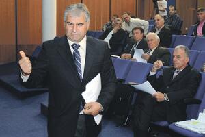 Siništaj: Ako nas Đukanović prevari, napuštam vlast