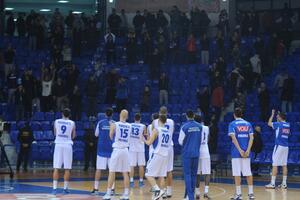 Budućnost na startu dočekuje Trijumf