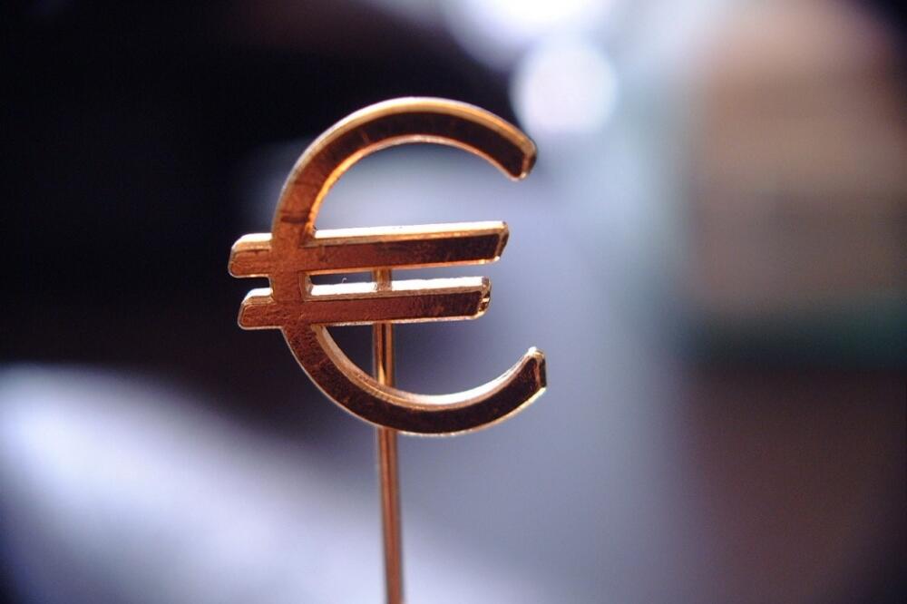 euro, Foto: Parikiaki.com