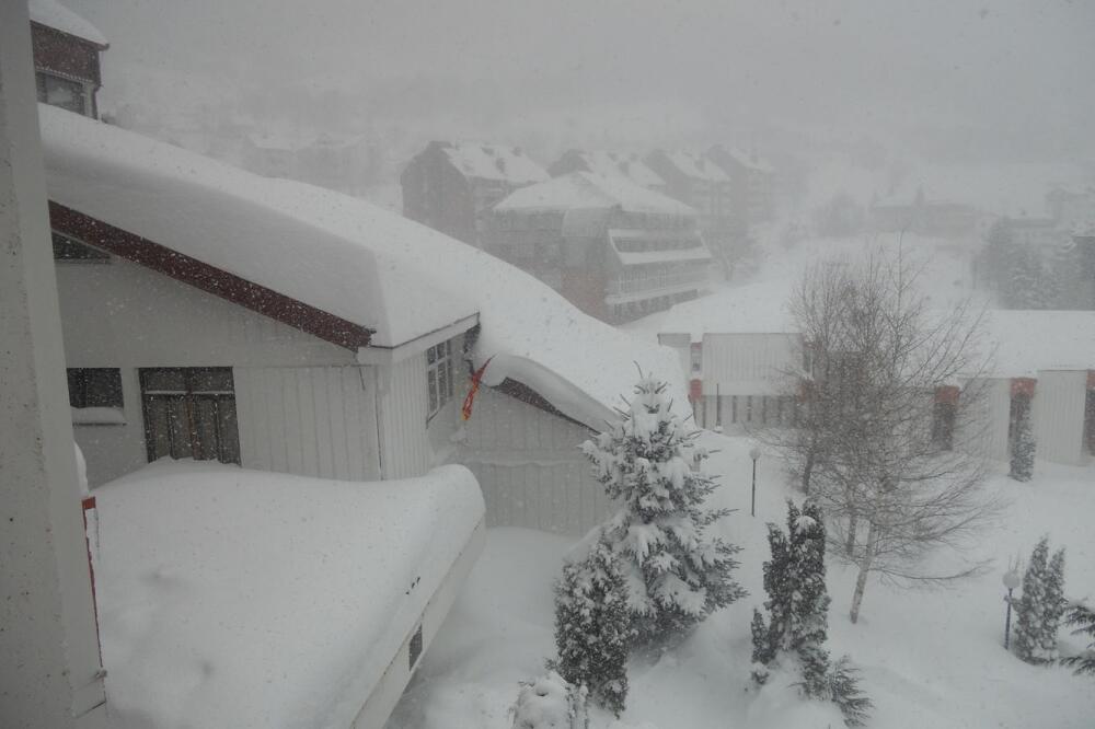 pluzine, snijeg, Foto: Olivera Vučinić