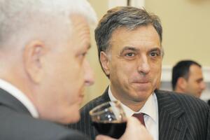 Vujanović pušta iz zatvora sve koje ministar predloži