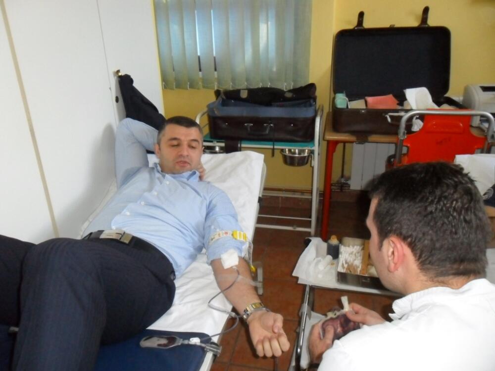 Dobrovoljno davanje krvi, Miloš Vučinić