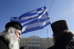 Istraga protiv deset sveštenika u Grčkoj