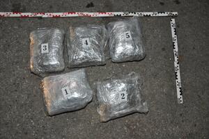 U dvije policijske akcije zaplijenjeno preko 5 kilograma skanka
