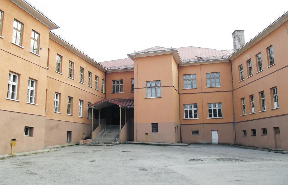 Gimnazija Tanasije Pejatović