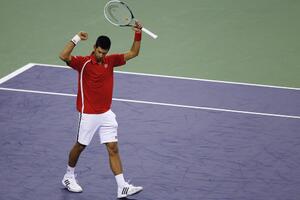 Đoković sa novim reketom u 2013.