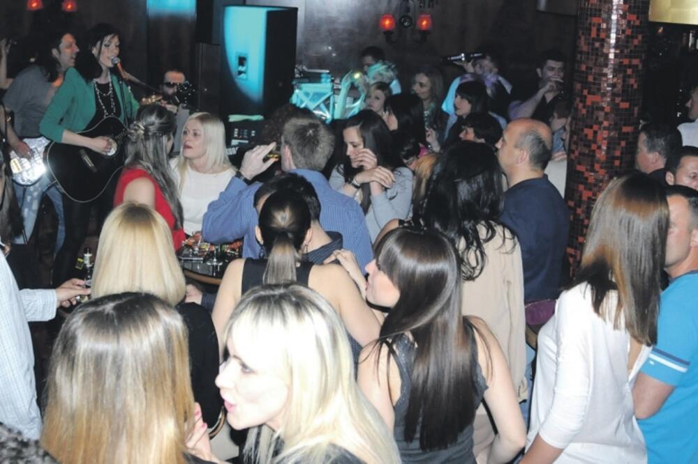 lokal, Foto: Boris Pejović