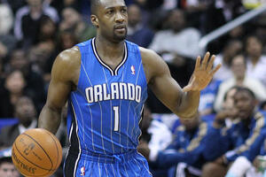 Arenas nastavio karijeru u Kini