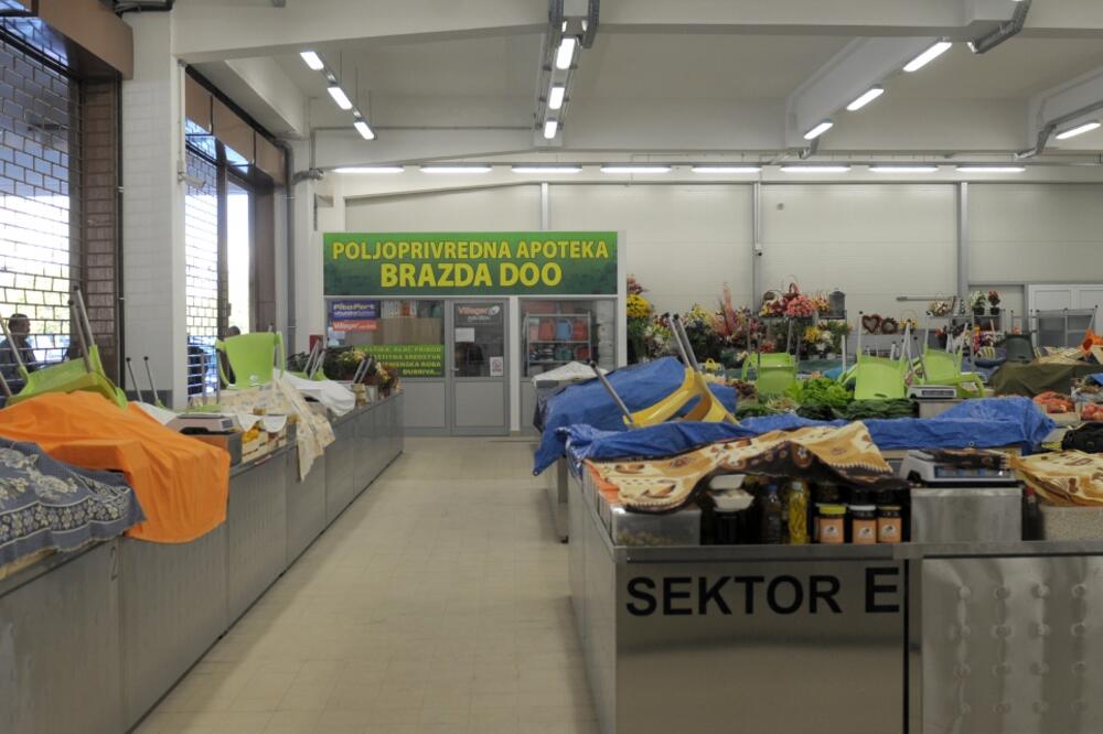 Bazar Blok 5, Foto: Savo Prelević
