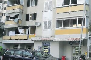 Neuspio pokušaj pljačke u Herceg Novom: Lupao pištoljem pa pobjegao