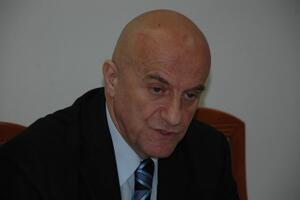 Policija češlja poslovanje Neksana Dake Davidovića