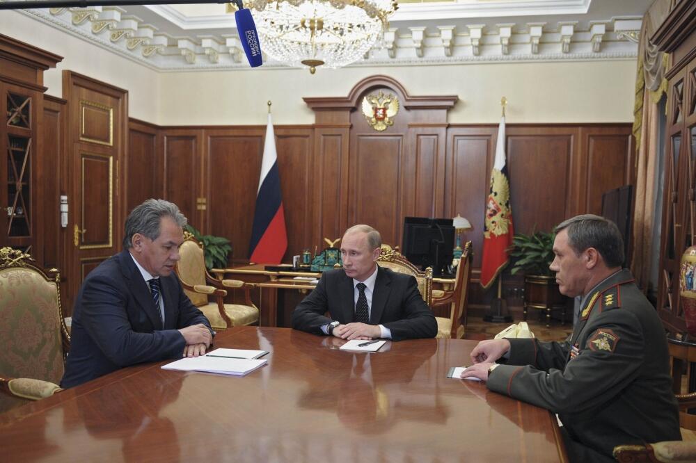 Šojgu, Putin, Gerasimov, Foto: Reuters